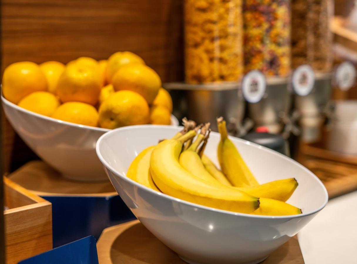 Holiday Inn Express & Suites - Brandon By Ihg Extérieur photo